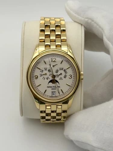 Patek Philippe Calatrava 5196 Rose Gold — 5196R